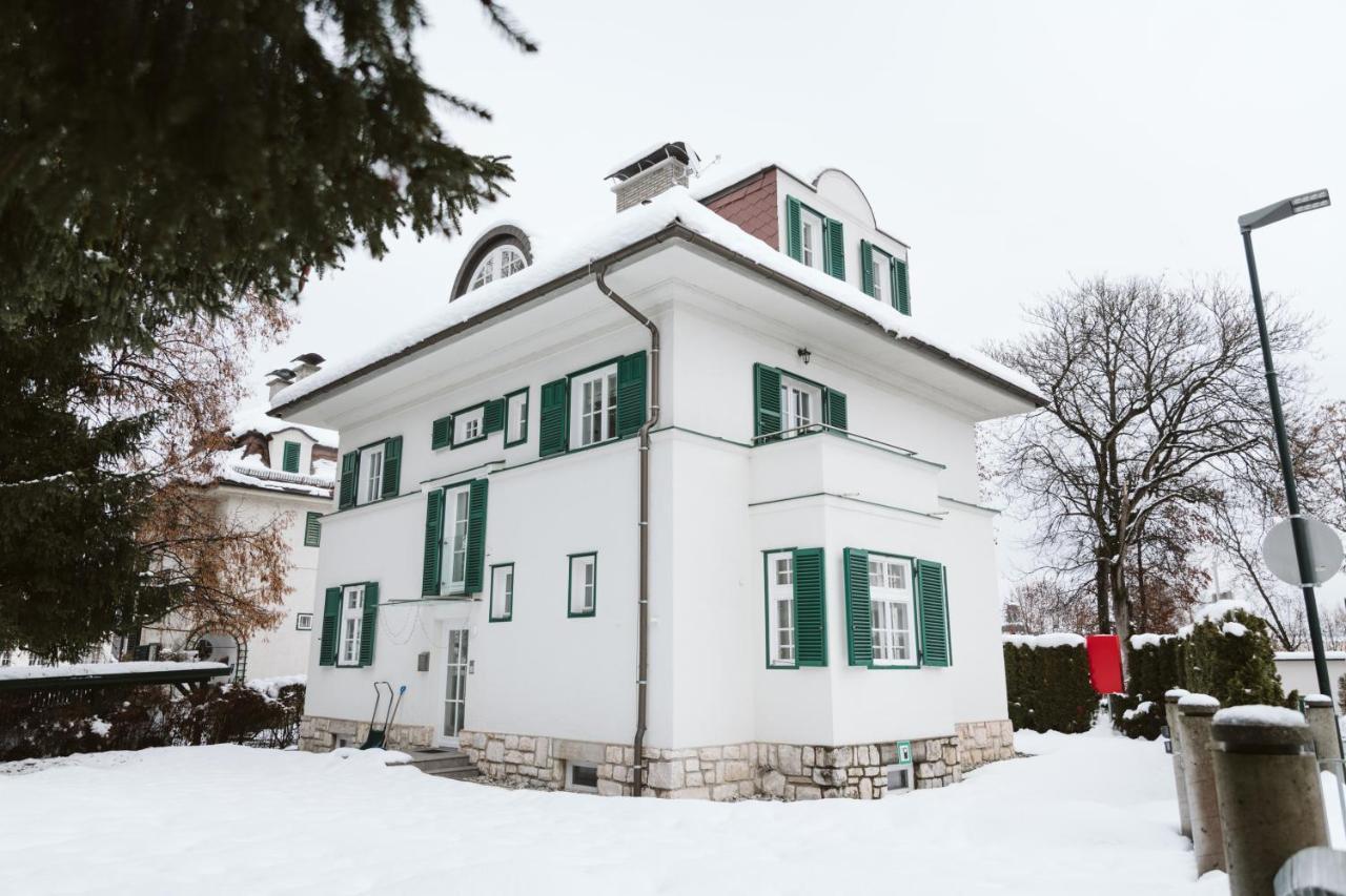Villa Gelbmann - Ferienwohnungen Velden فيلدين ام ورثرسي المظهر الخارجي الصورة